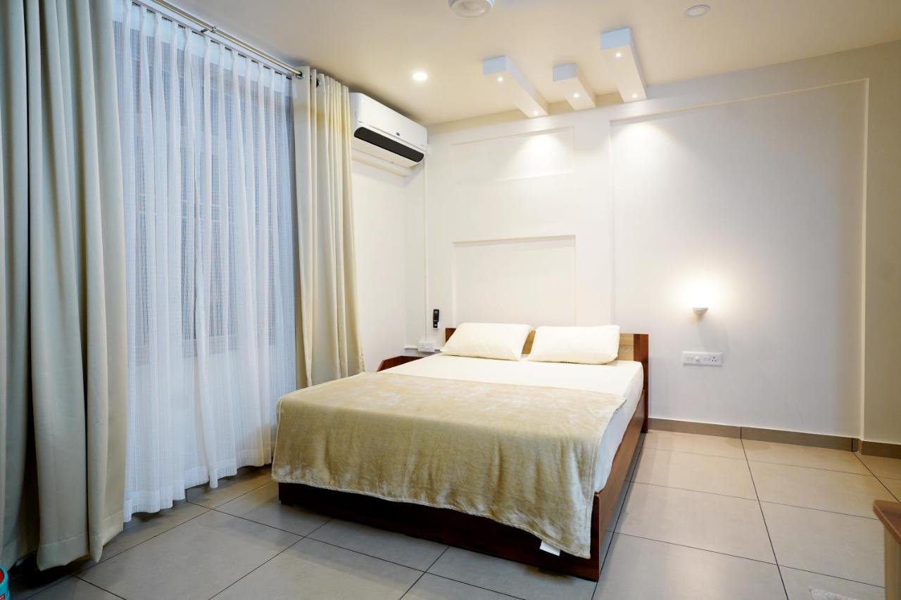 Kadampanattu'S Homestay Коччи Экстерьер фото